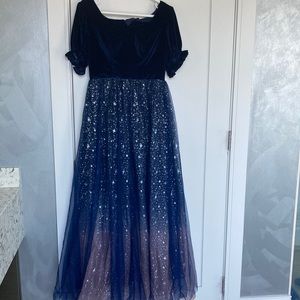 Evening gown/ prom dress